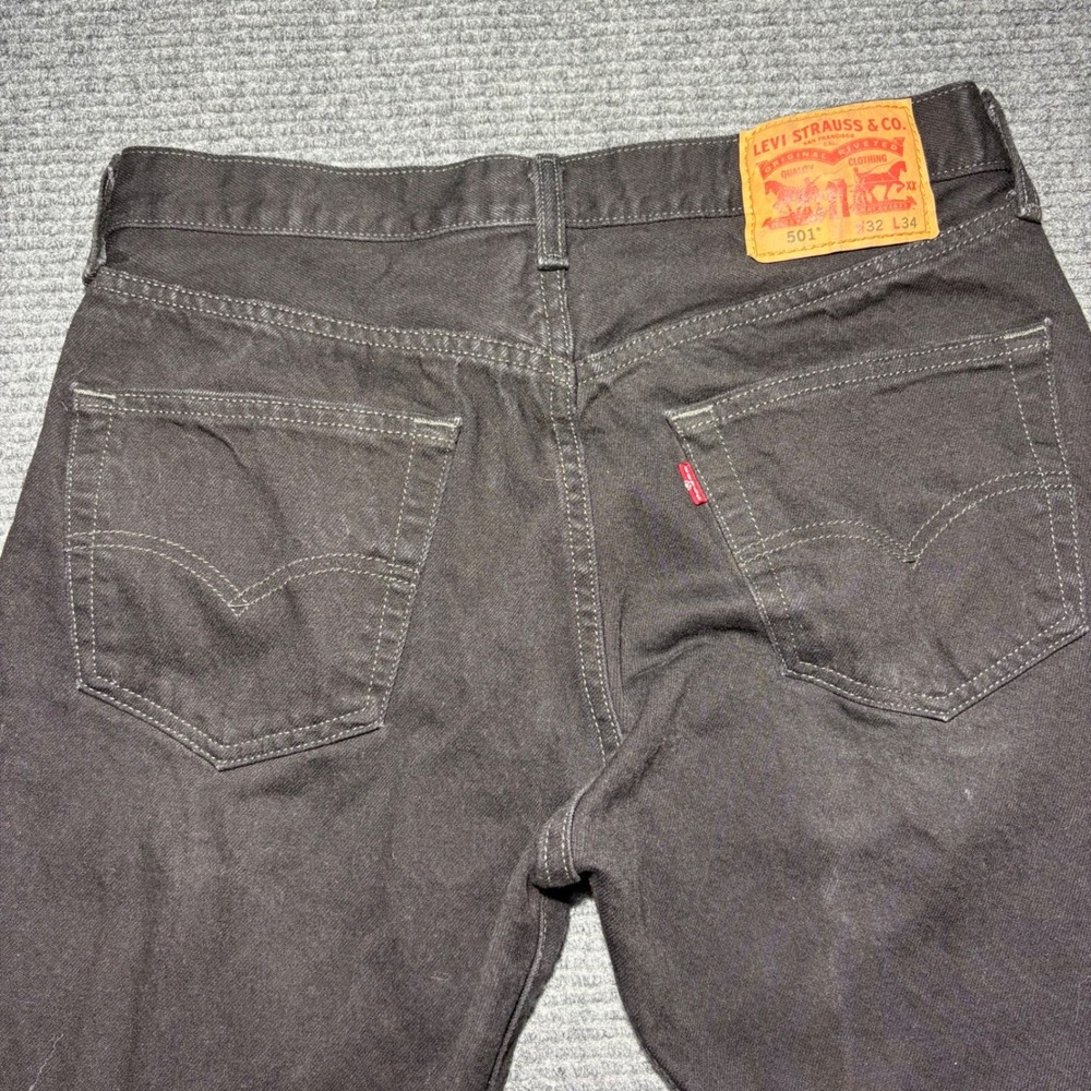 Levis 501 Original Fit Black Denim Jeans Mens 32x34 Button Fly Straight Leg - Picture 5 of 8